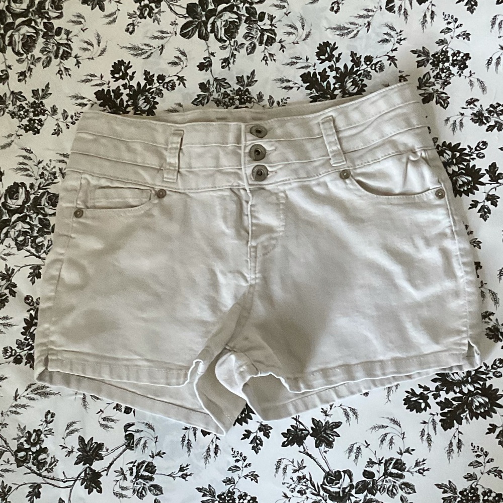 Blue Spice Khaki Shorts